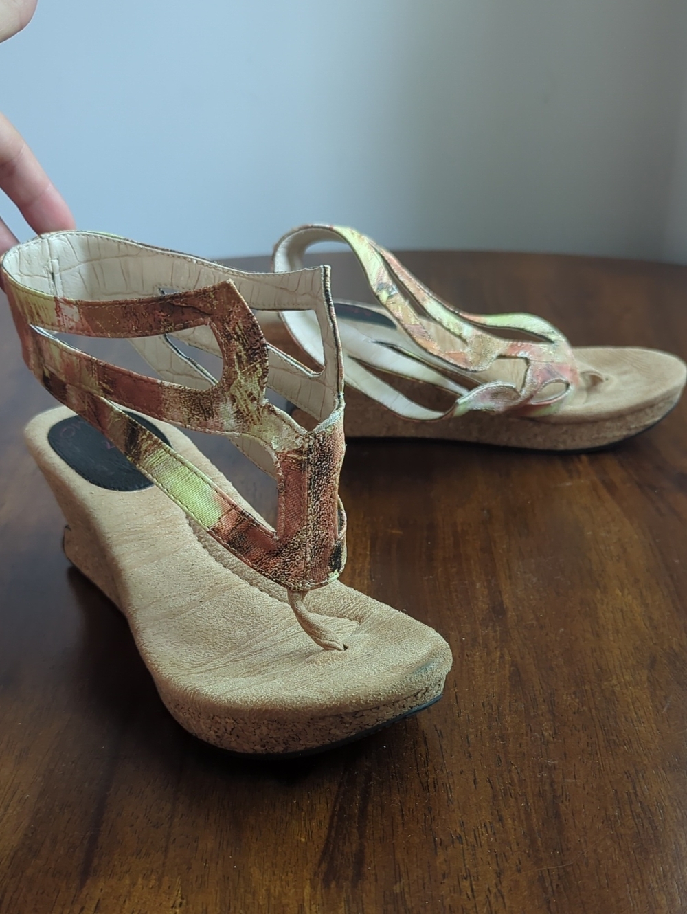 Modzori Wedge‎ Sandals size 7